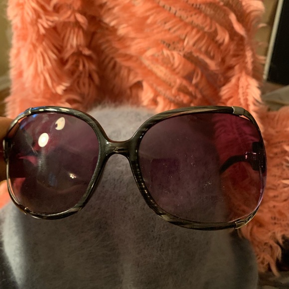 Oversized sunglasses - Picture 5 of 7